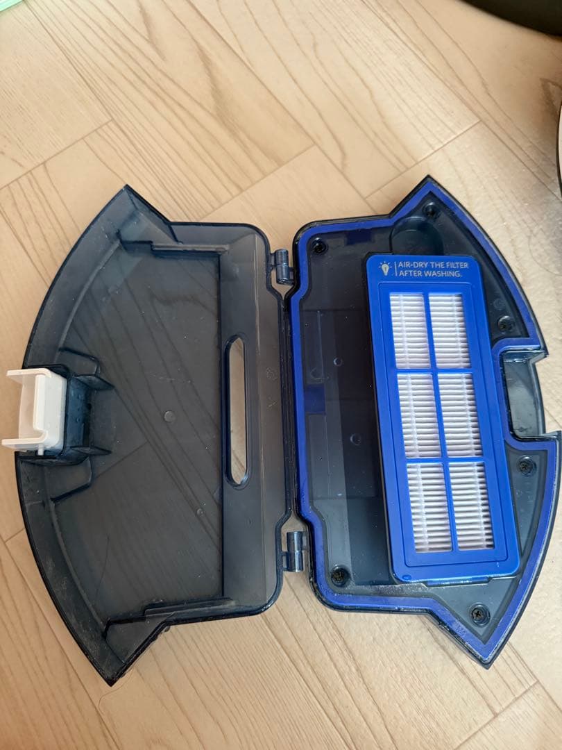 eufy RoboVac G10 Hybrid 本体