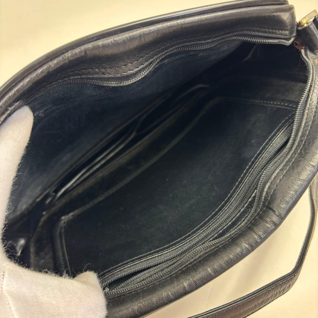 レア　バーバリー ショルダーバッグ ノバチェック シャドーホース　ホースロゴ　黒