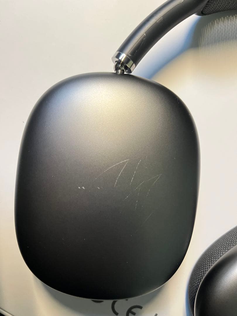 ブラック オーバーイヤー型ヘッドフォン