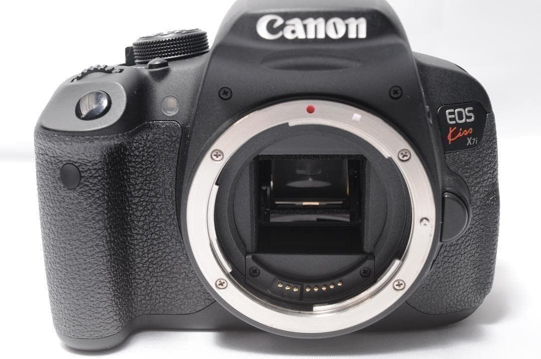 ✨Canon Kiss X7i✨ショット数少❣️スマホ転送❣️自撮り❣️動画❣️美品❣️