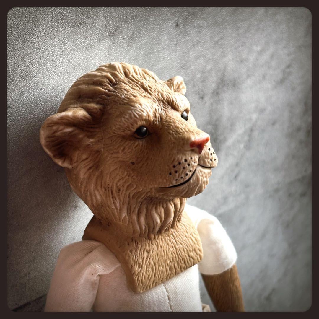 レアヴィンテージ ライオンのビスクドール