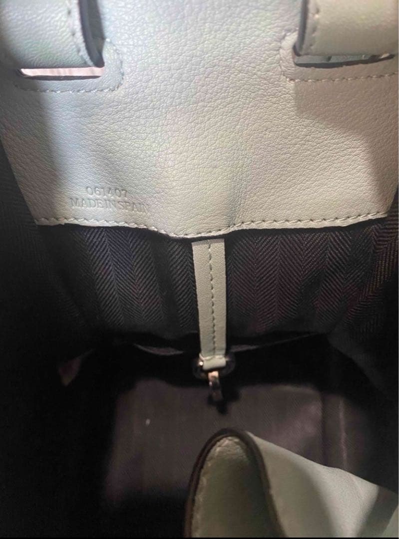 LOEWE ハンモック スモール ハンドバッグ スカイブルー シルバー レザー