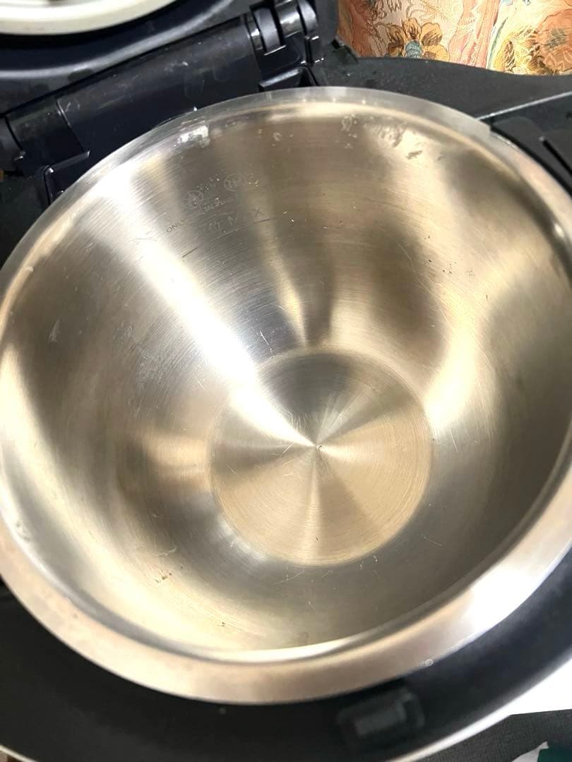 シャープ ヘルシオホットクック 電気調理鍋 無水　ホワイト 時短 料理 圧力鍋