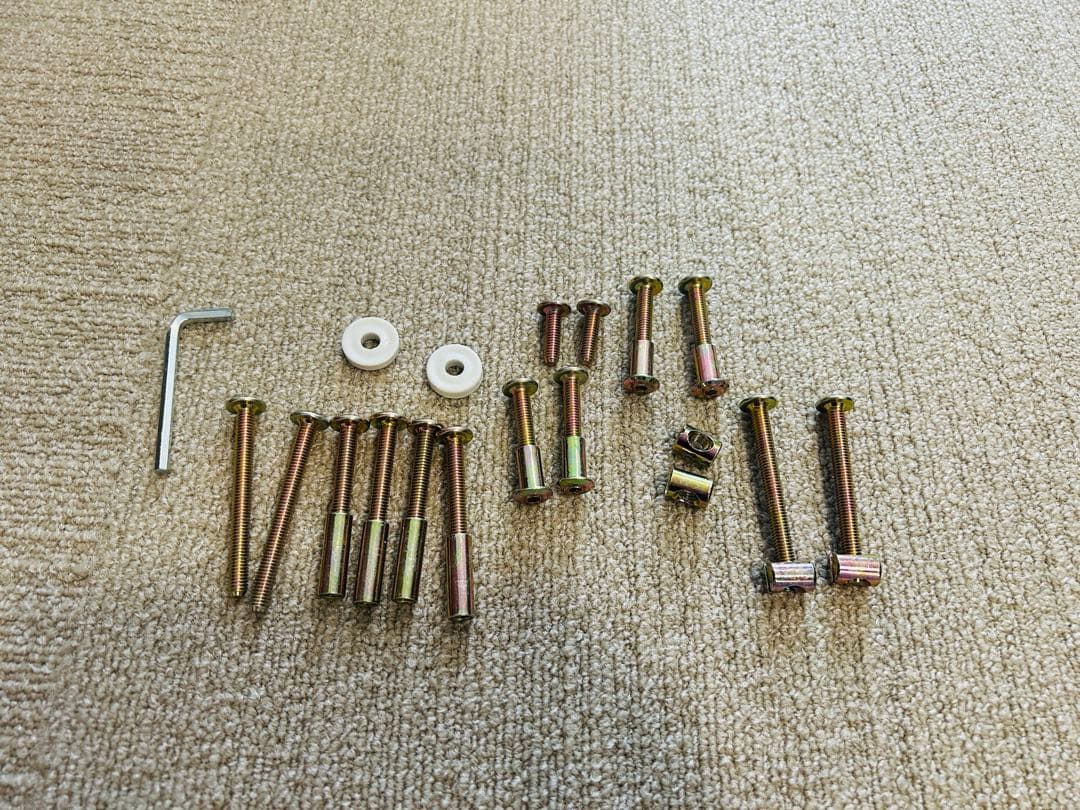 【送料込】カトージ　ベビーベッド　ハイタイプ　ミニ　ホワイト