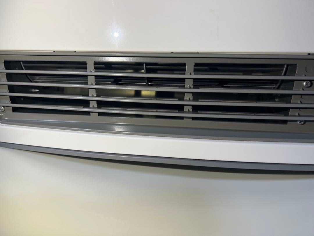 ガスファンヒーター　ガスストーブ　プロパンガス