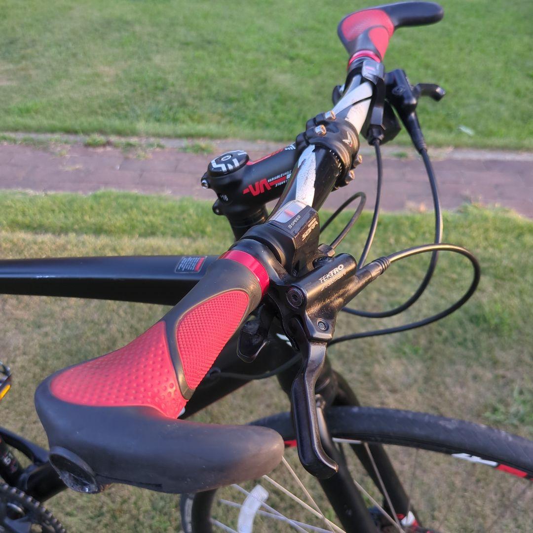 【茨城県:引き取り限定】Felt クロスバイク ブラック