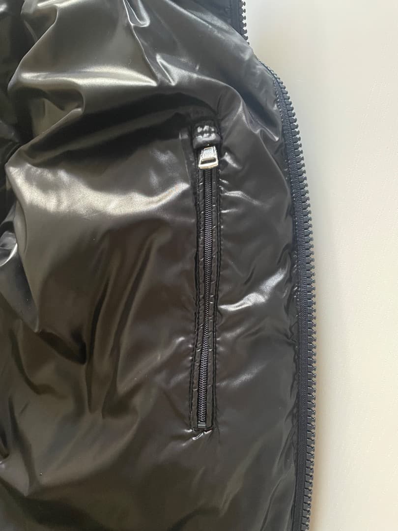 【美品】モンクレール　ゲイリーダウンジャケット メンズ ネイビー３/L