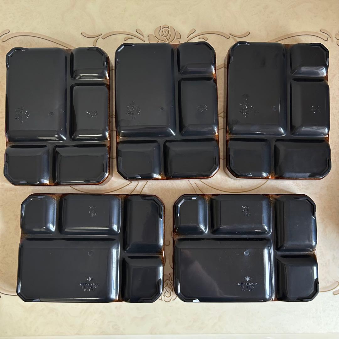 漆器　幕の内弁当箱　弁当箱　松花堂弁当　蓋付き仕切り付き皿　長角鉢　金彩