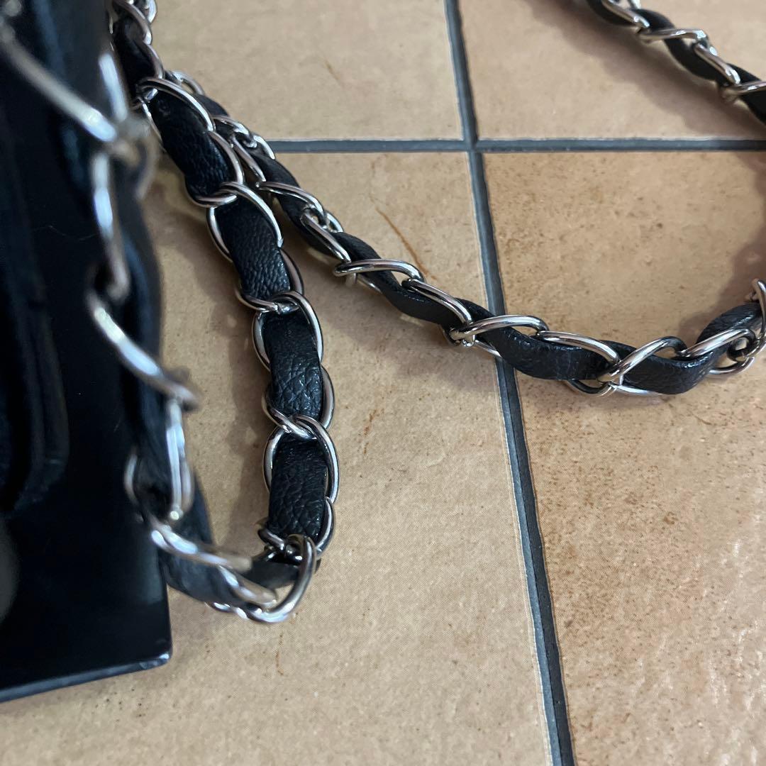 美品CHANEL ノベルティブラック ショルダーバッグ 装飾付き！