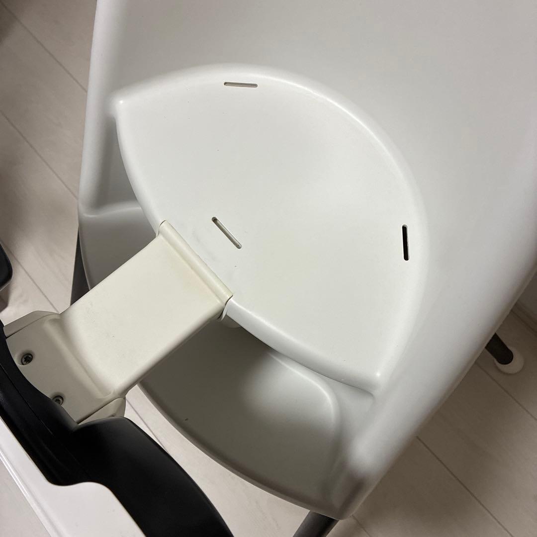 【ベビービョルン】ハイチェア ホワイト