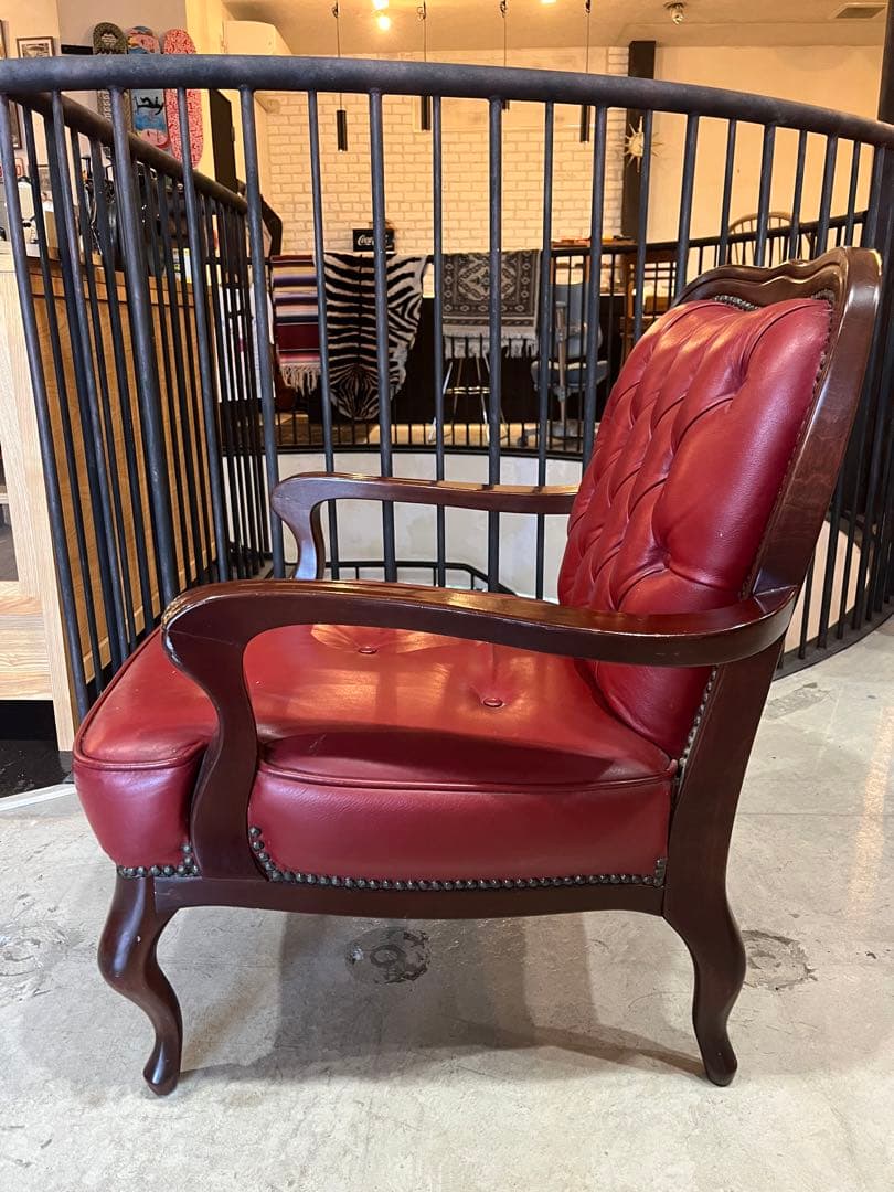 イタリア　1人掛けソファ　鋲打ち