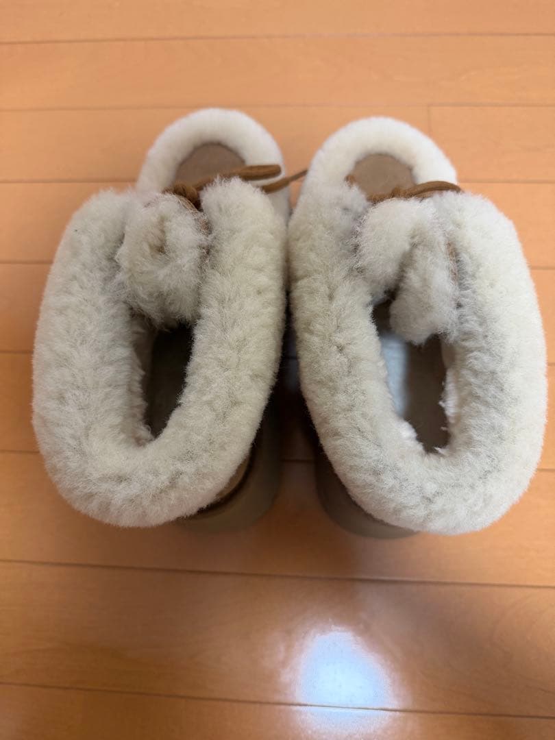 ugg ムートンブーツ 厚底 ブラウン Esmee Lace Up