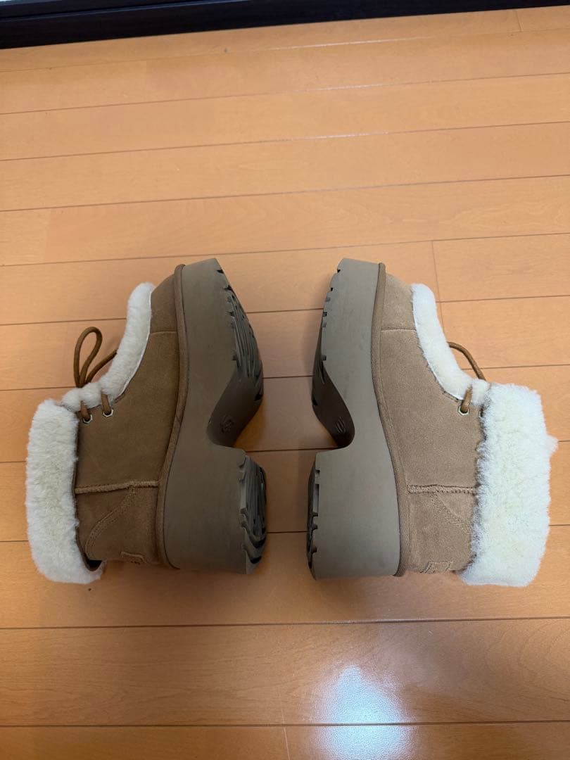 ugg ムートンブーツ 厚底 ブラウン Esmee Lace Up