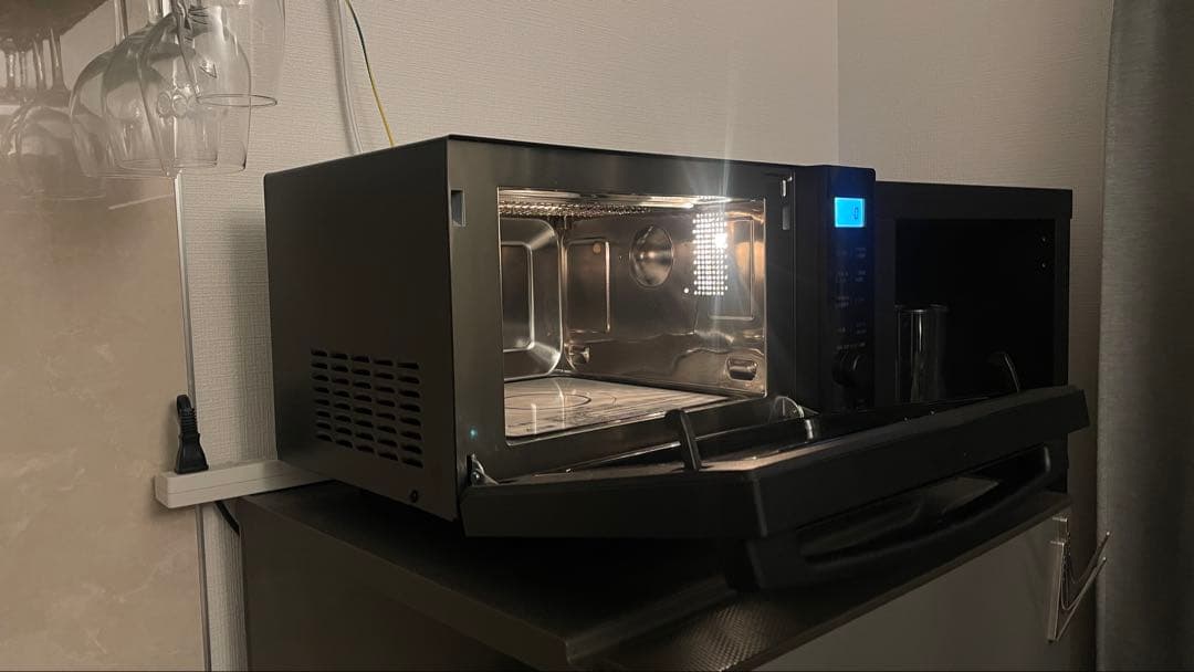 アイリスオーヤマ　オーブンレンジ　型番AMO F1811