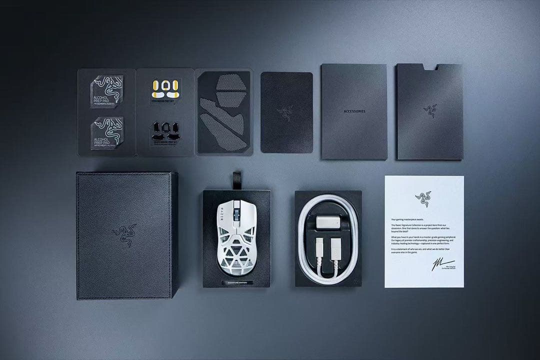 新品Razer Viper Mini Signature Edition マウス