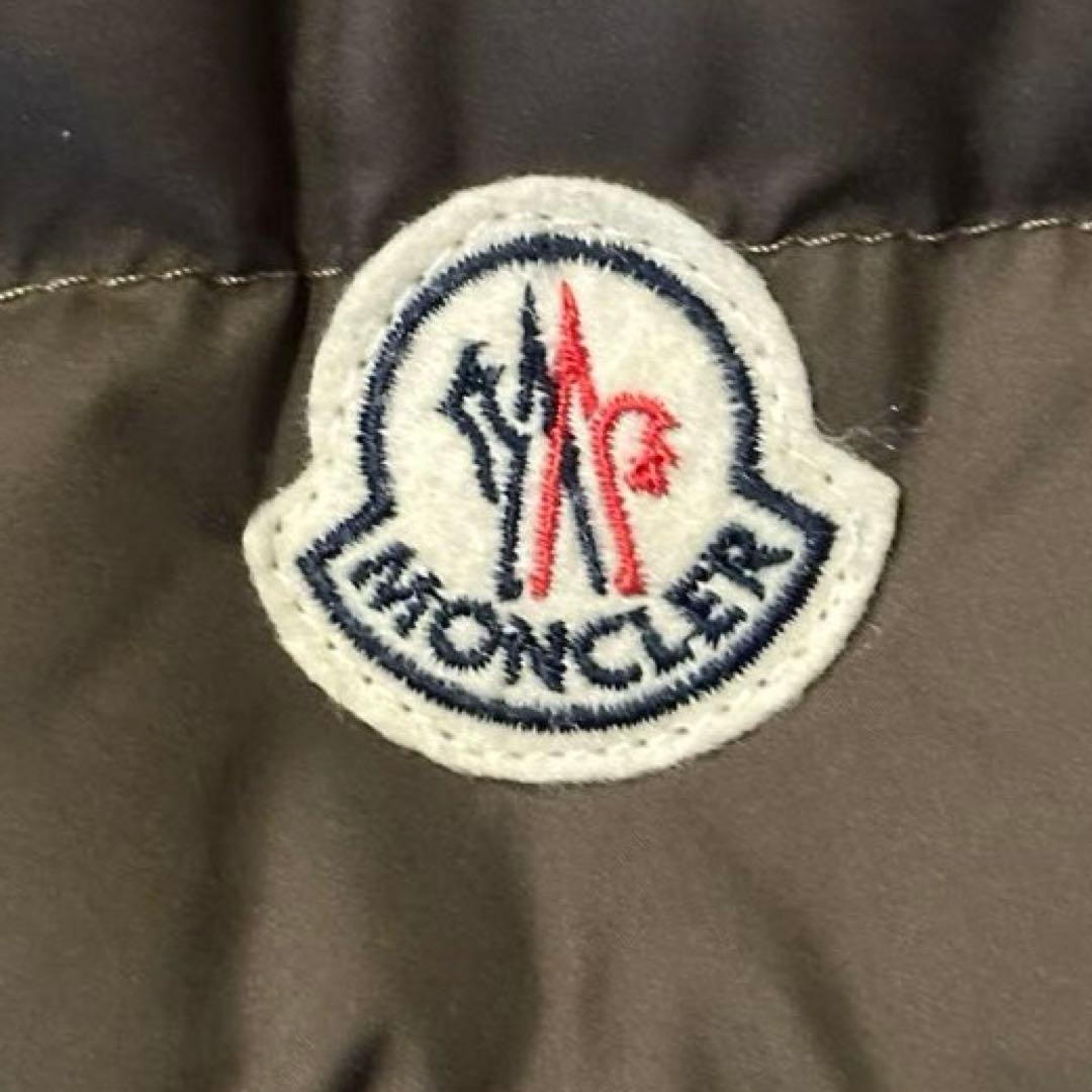 モンクレールダウンベスト カーキー