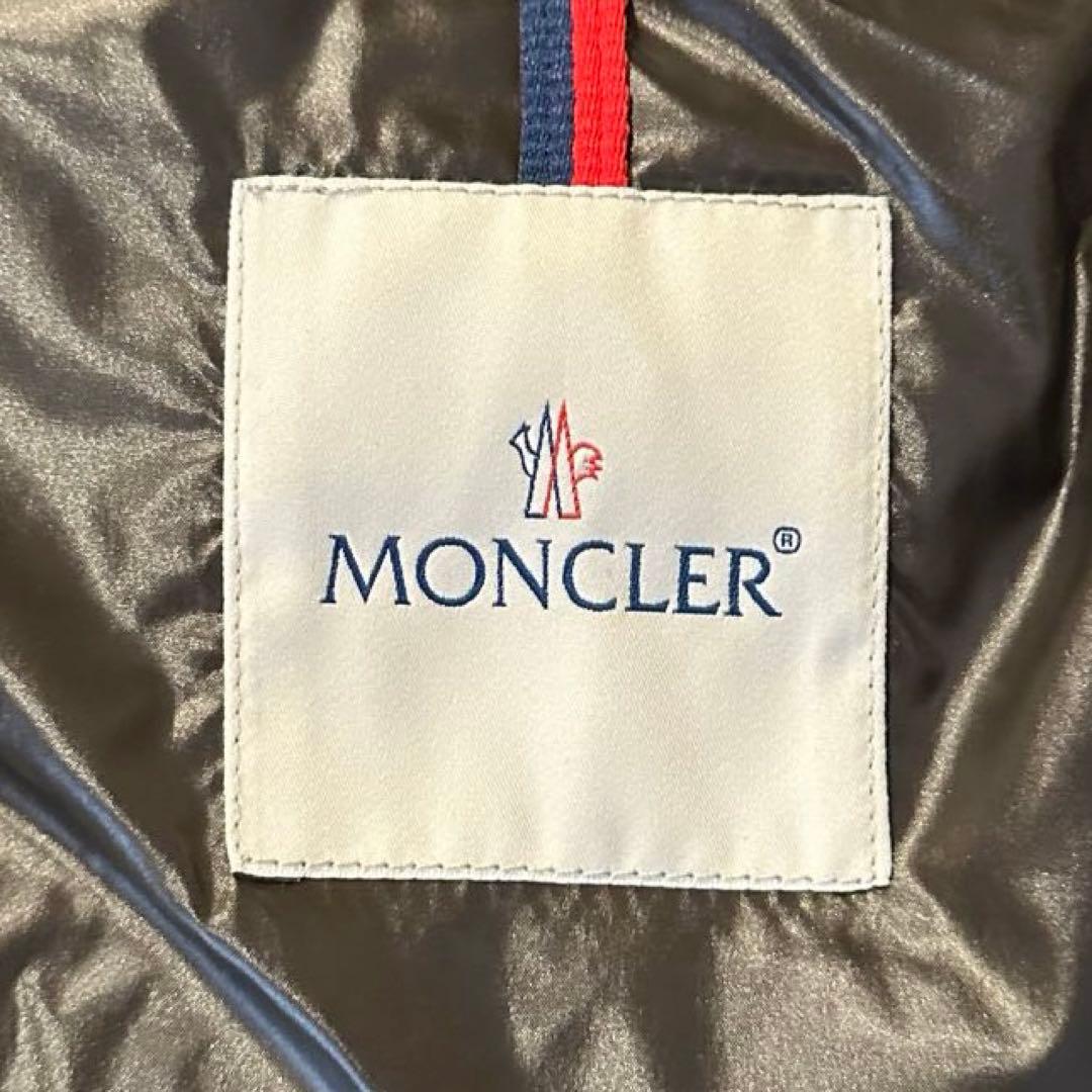 モンクレールダウンベスト カーキー
