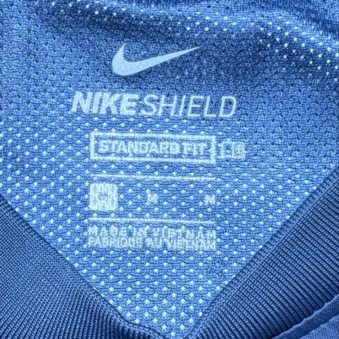 NIKE SHIELD ゴルフ　ビクトリークルー