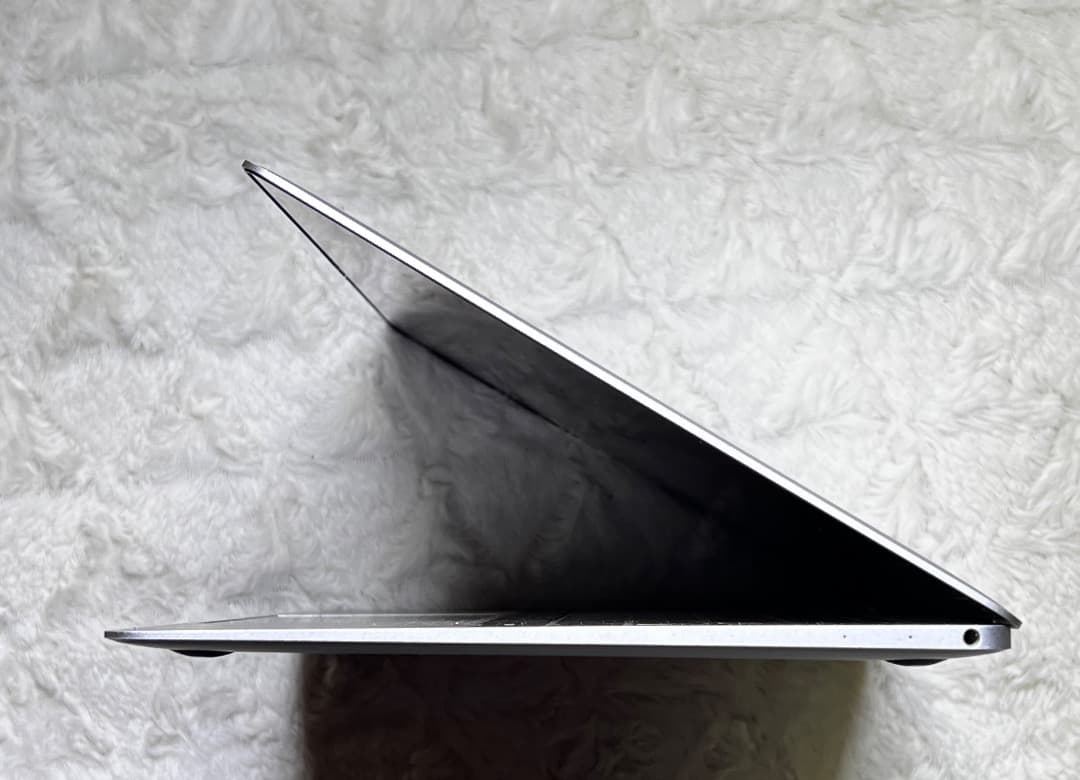 MacBook （12-inch,2017年モデル）cs6, Office