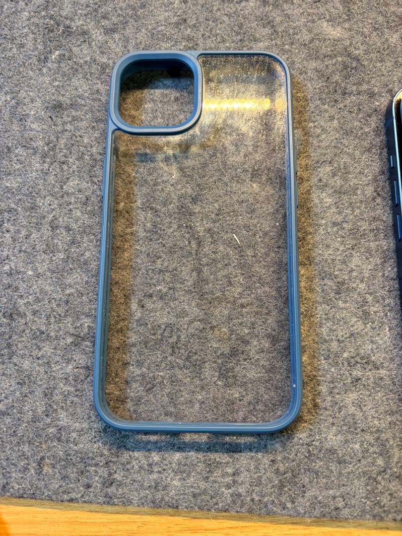 Apple iPhone 13 本体 ブルー