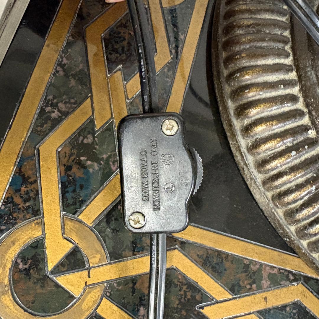 アール・ヌーヴォー調 アンティーク テーブルランプ