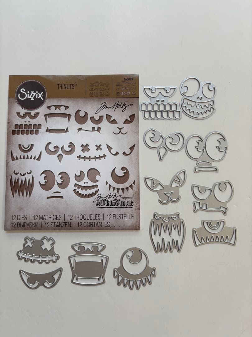 アルバム・スクラップ Sizzix Frightening Faces Tim Holtz