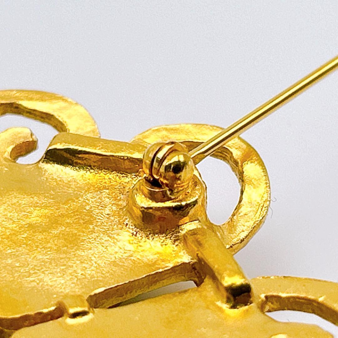 【鑑定済み！】シャネル ブローチ ヴィンテージ ココマーク ゴールドカラー