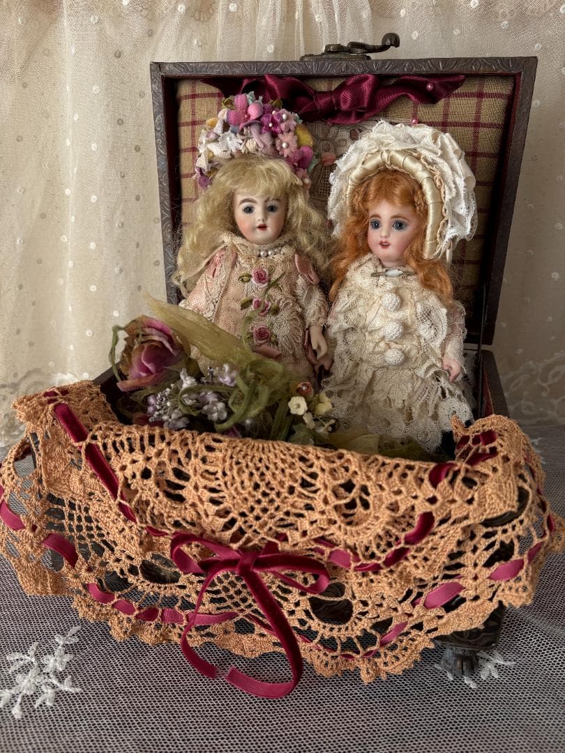 ✨最終出品✨レトロな取っ手付き金板張りボックス　ビスクドール　アンティーク雑貨