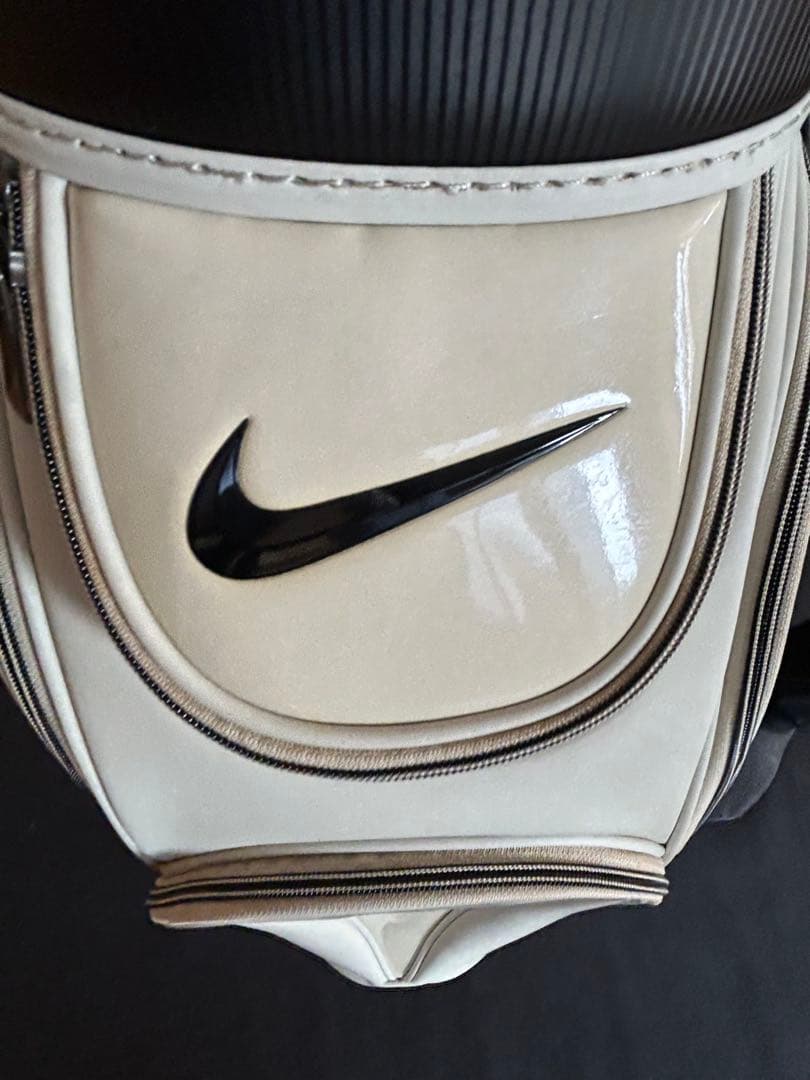 【美品】【おまけ付き】ナイキゴルフNIKEキャディバッグ ホワイト