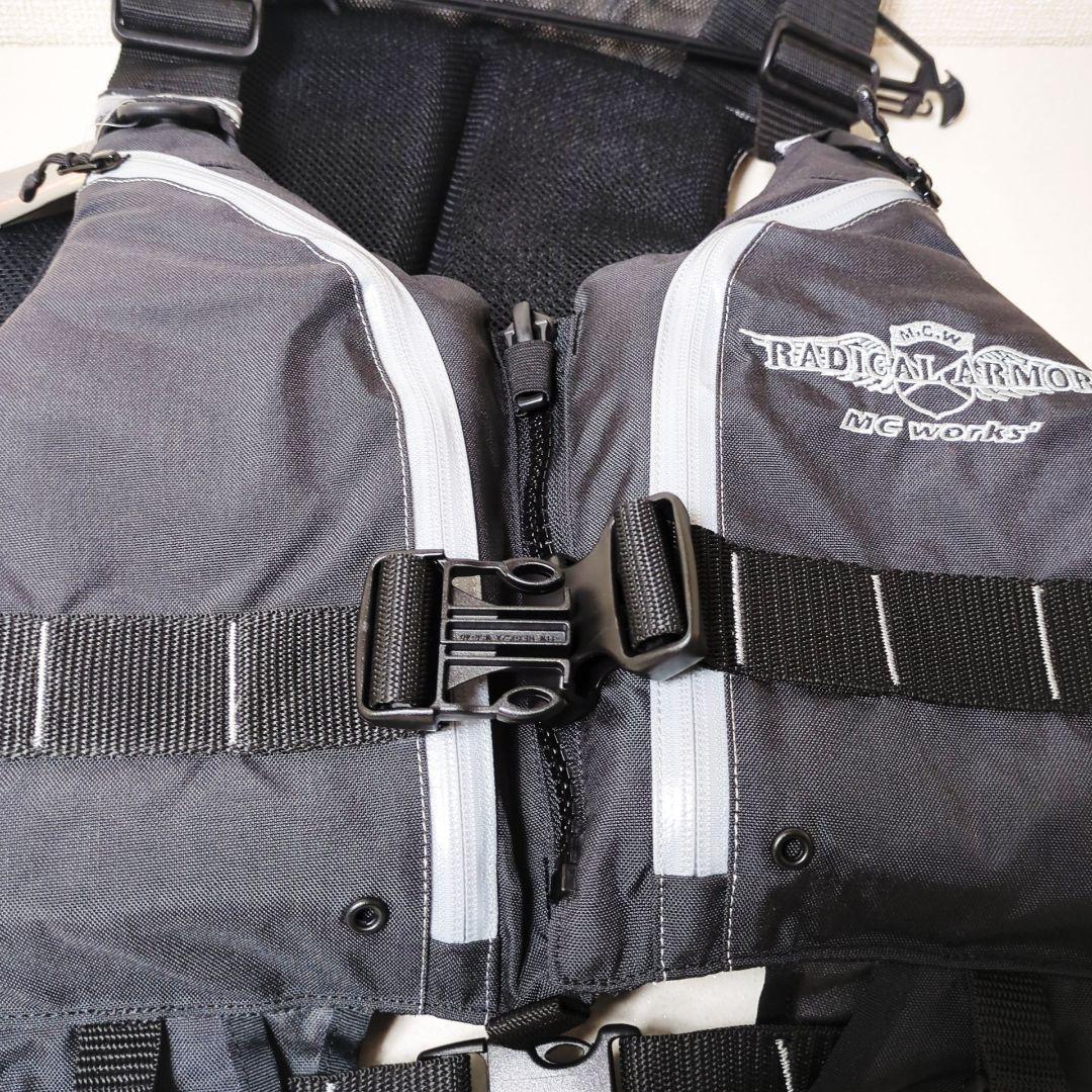 MCワークス MCW-27RS ライフジャケット ロックマンベスト2