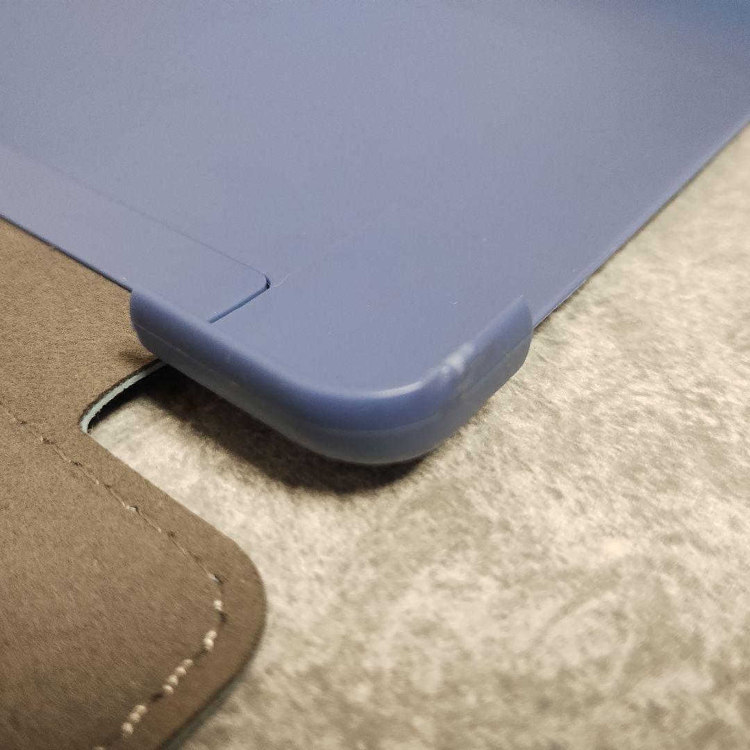 Meebook M6 ケース付きです。