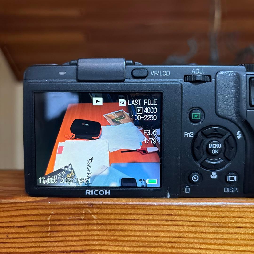 RICOH リコー GX200 自動開閉キャップ付　VF-1ファインダー付き