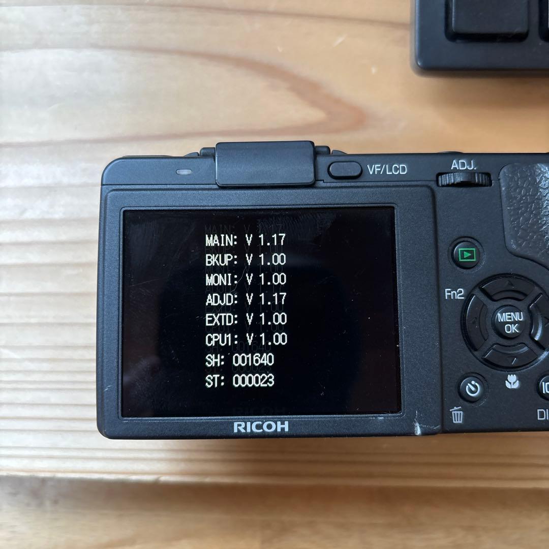 RICOH リコー GX200 自動開閉キャップ付　VF-1ファインダー付き