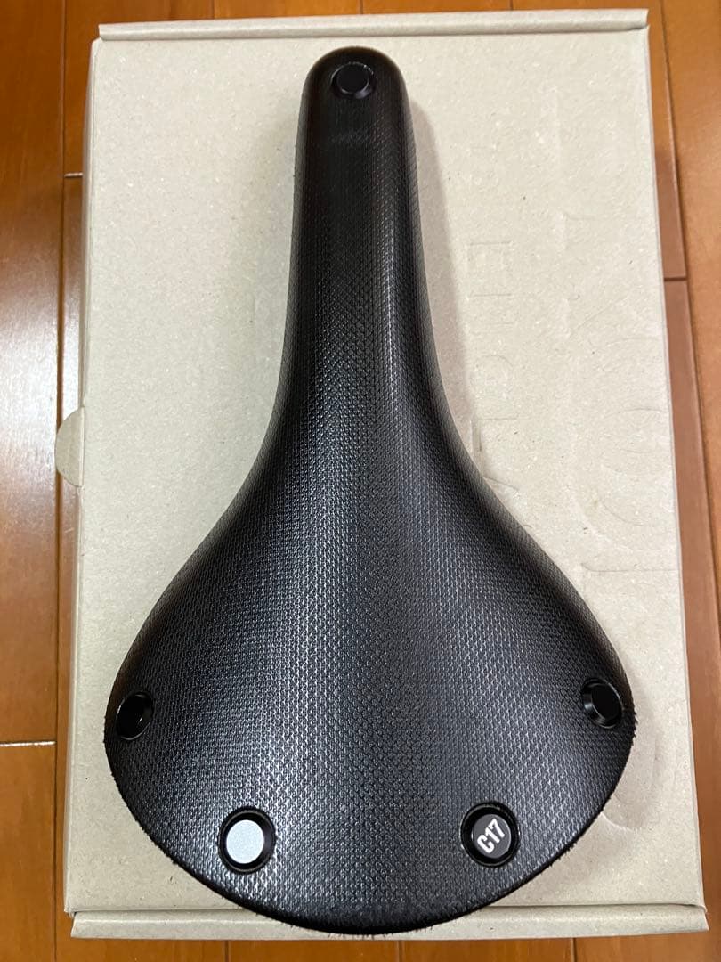 BROOKS カンビウムオールウェザーC17 黒