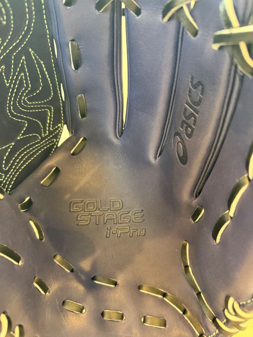 アシックス　軟式ゴールドステージ投手用