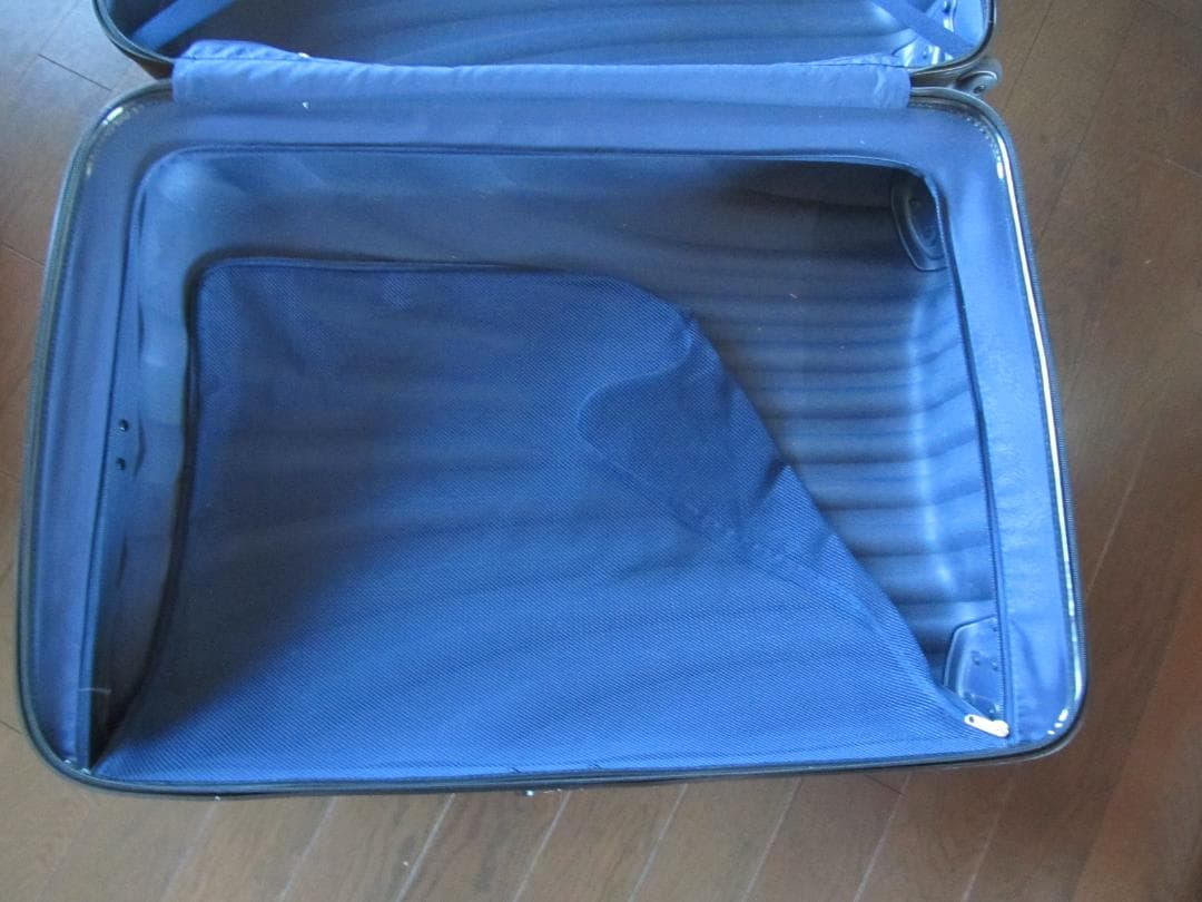 超軽量!Samsonite(サムソナイト)コスモライト/スピナー79