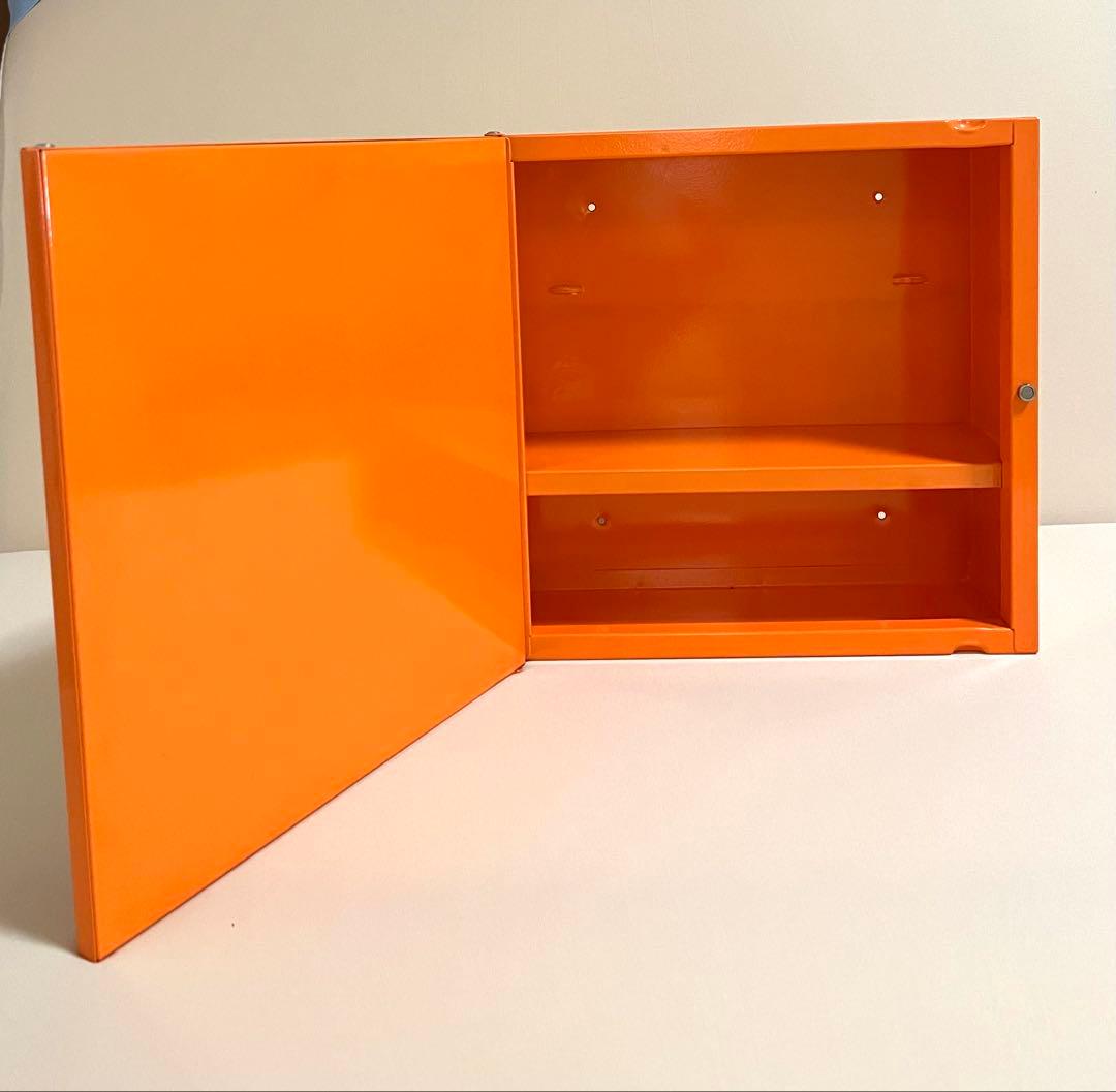 ウォールミラーキャビネット　スペースエイジ　ウォールラック　90s 洗面台