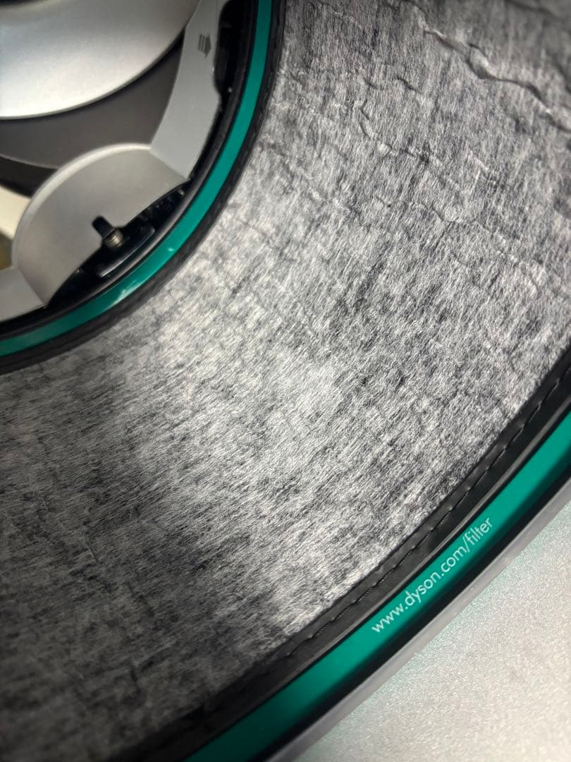 Dyson 空気清浄機能付ファンヒーターHP03