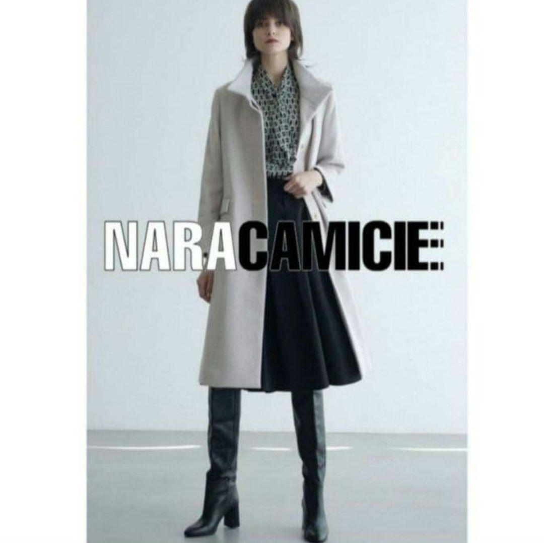 【極美品28600円】ナラカミーチェ♦️女子アナ✨チェーンプリントスタンドカラー