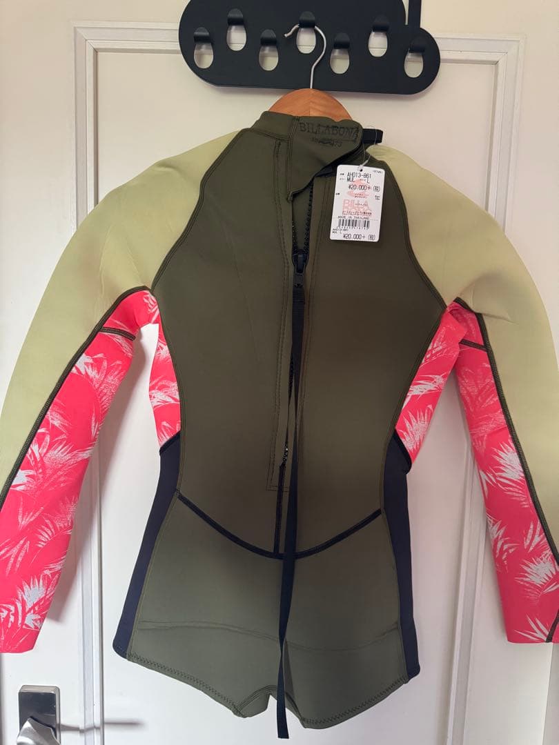 未使用タグ付❤︎BILLABONG ビラボン ウェットスーツ Lサイズ