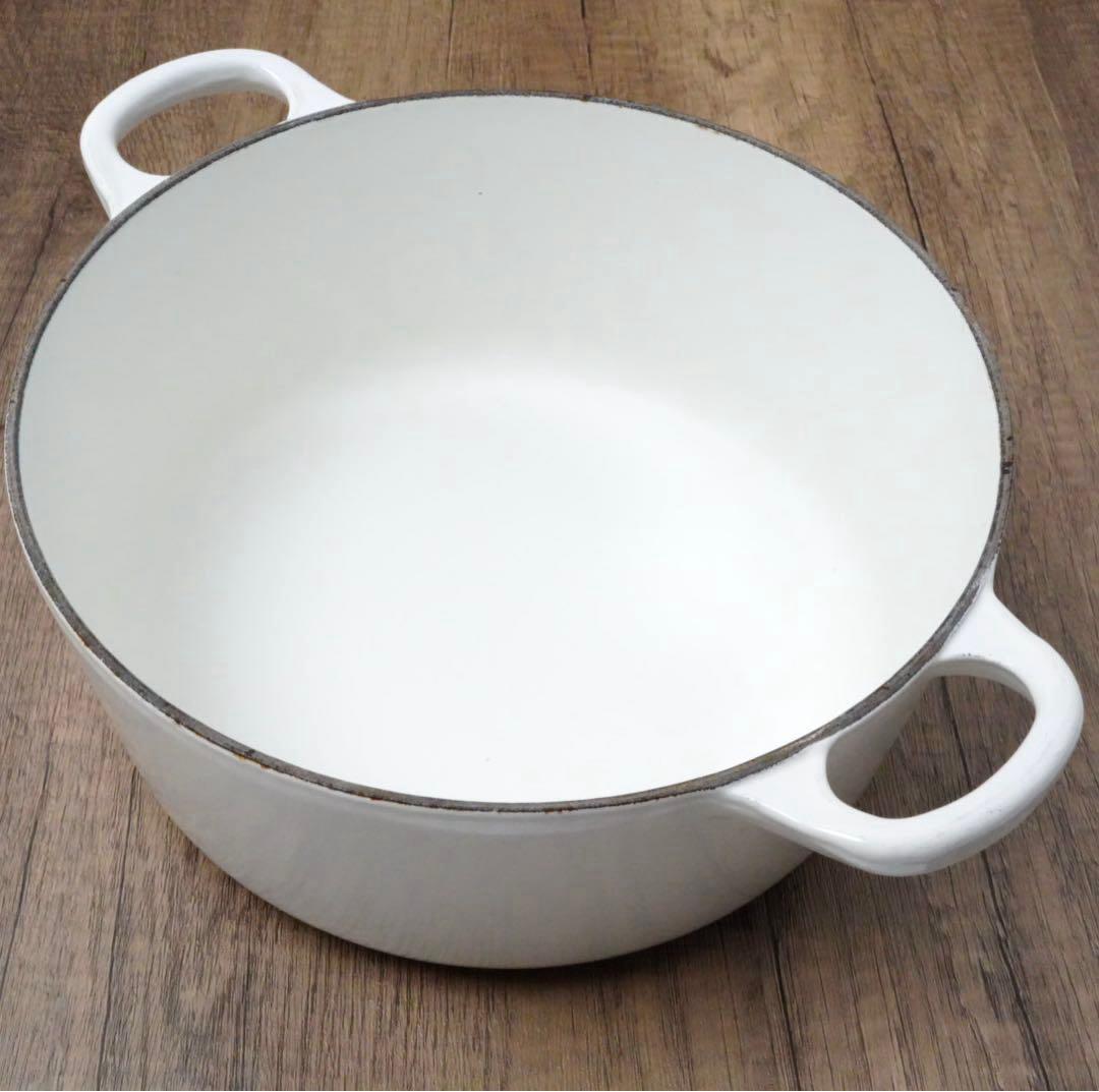 【美品】LE CREUSET　ココット ロンド ホワイト　22cm