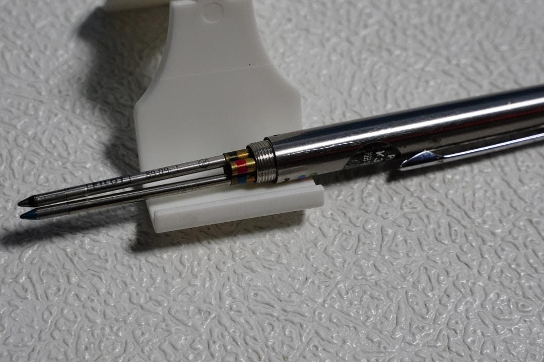 希少 振り子式 PILOT パイロット 細字4色 多機能ペン 廃盤