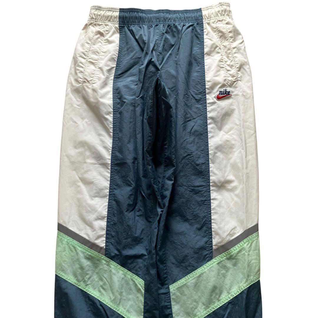NIKE Lサイズ ヴィンテージデザイン ナイロンセットアップ上下 Y2K