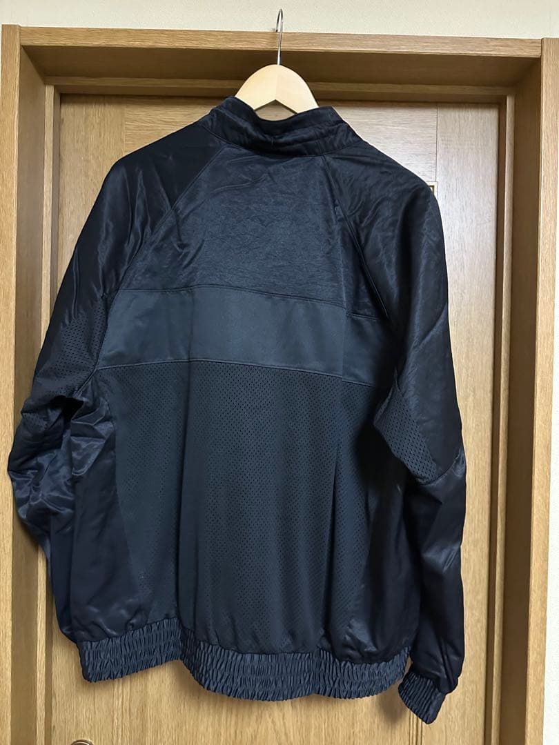 Jordan ナイロンジャケット　セットアップ　黒（上M・下S）