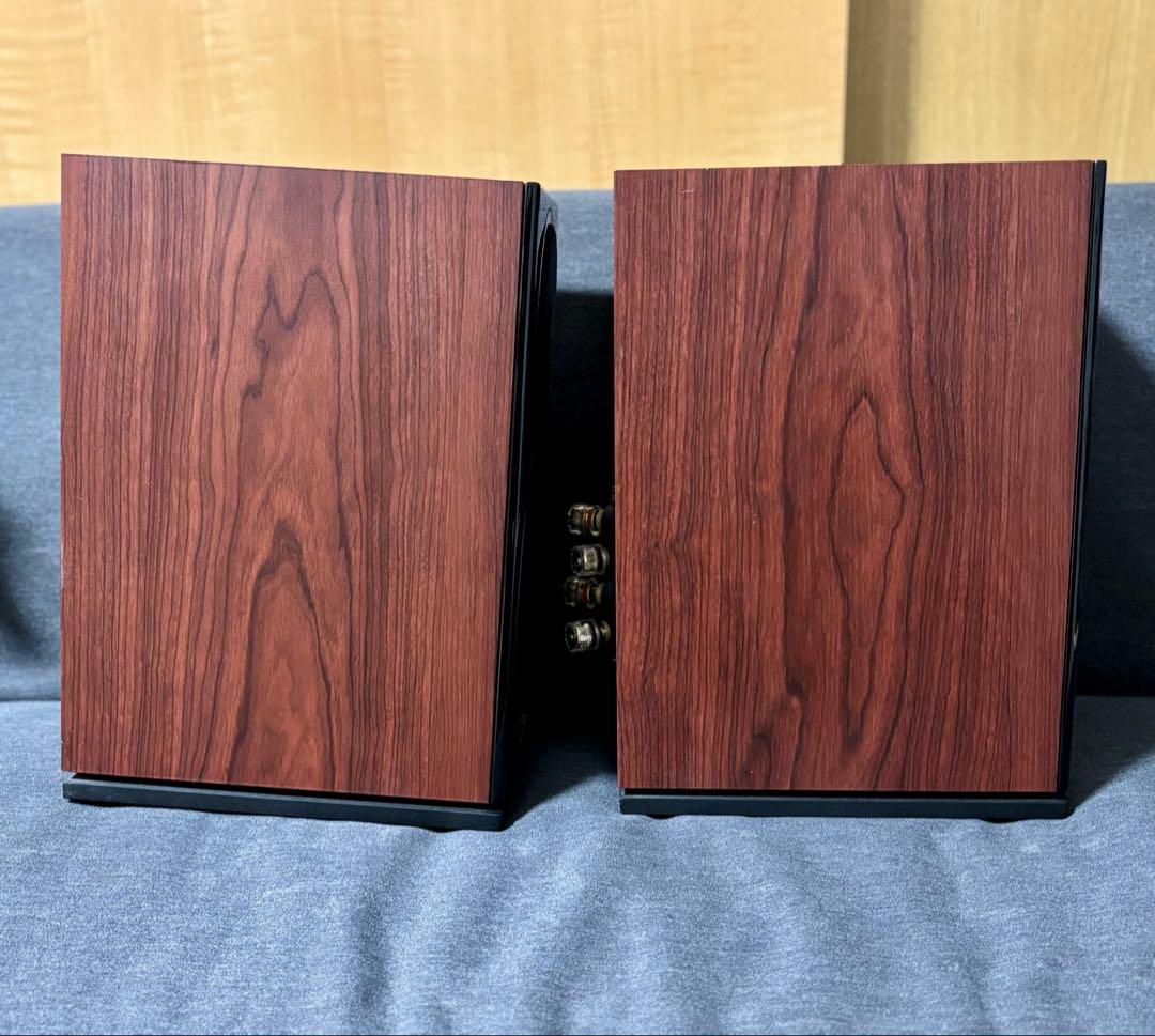 Wharfedale Diamond 220 【美品＆配線付】