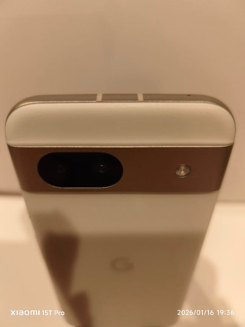 美品 Google Pixel 8a バッテリー93% SIMフリー ポーセリン