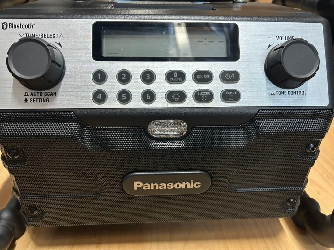 だんご　パナソニック　工事用充電ラジオ＆ワイヤレススピーカー　電池付き