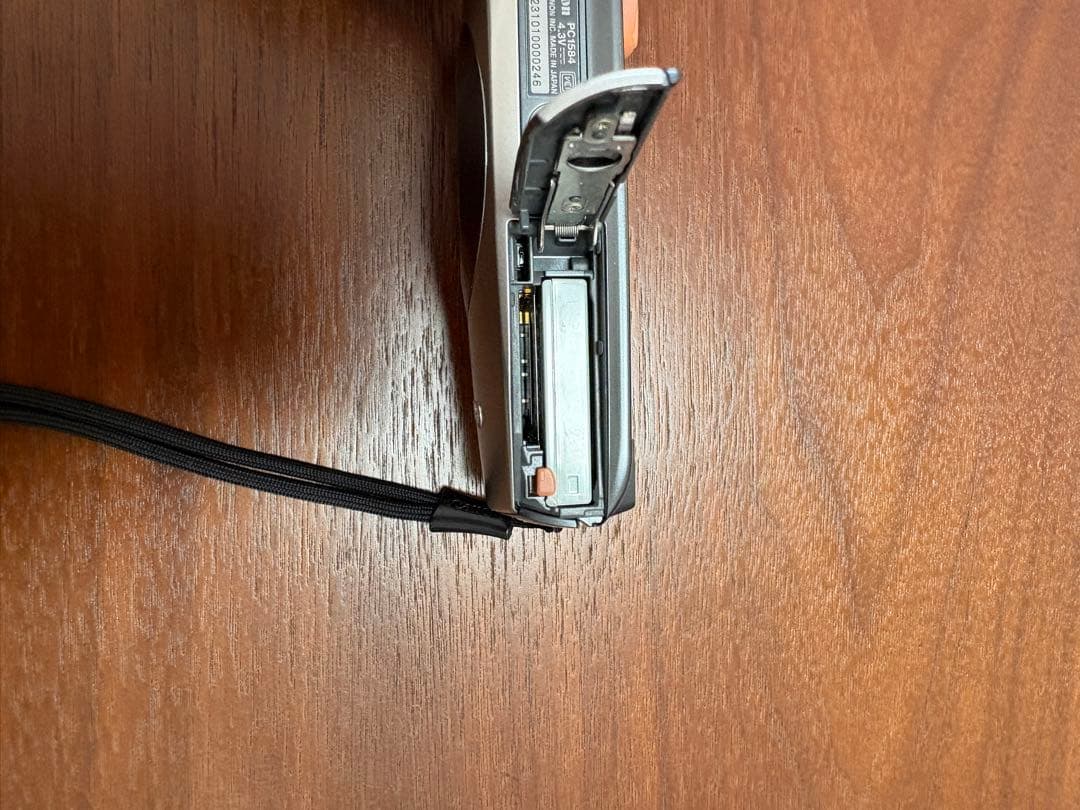 Canon IXY 315 シルバー コンパクトデジカメ