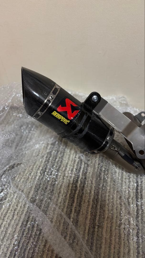 MT07/yzfr7 アクラポビッチ フルエキゾーストマフラー
