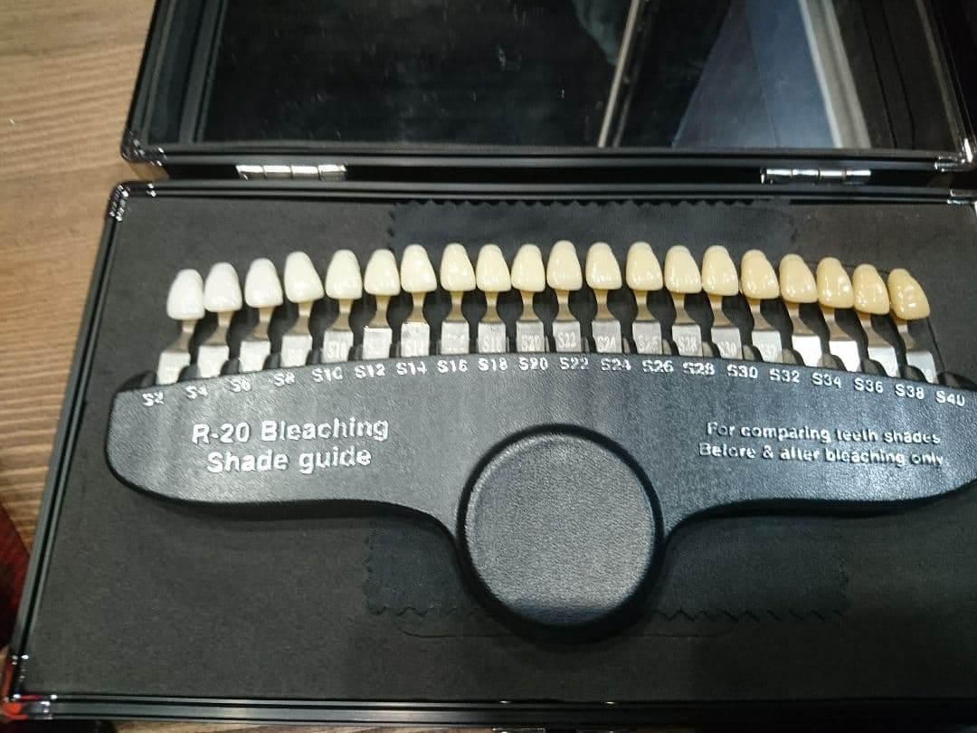 セルフホワイトニング本体 値下げしました！ 付属品あり！サロンの副収入などに